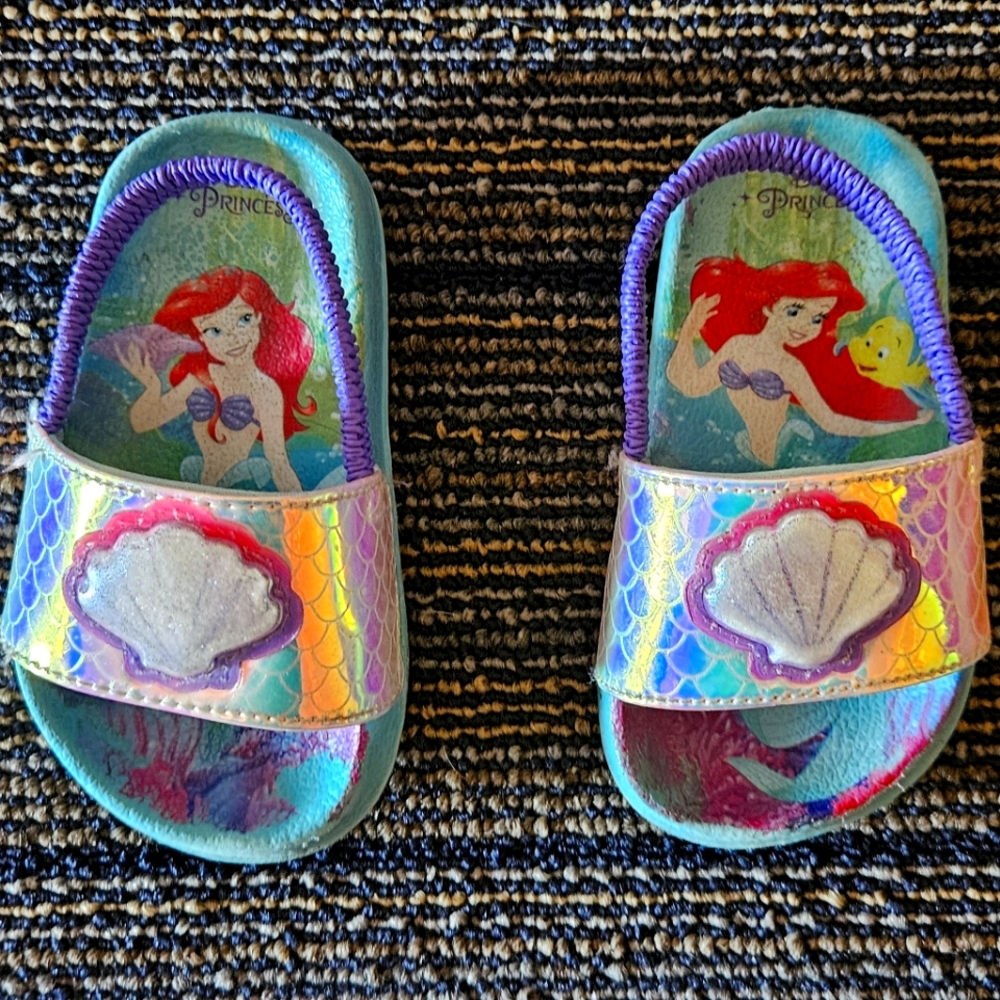 Disney Princess Ariel Slides Size 5/6